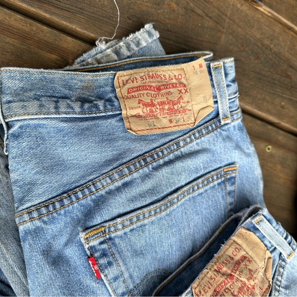Lot of 14 Vintage Levi’s 501 & 501xx Project/Damaged - Picture 4 of 14